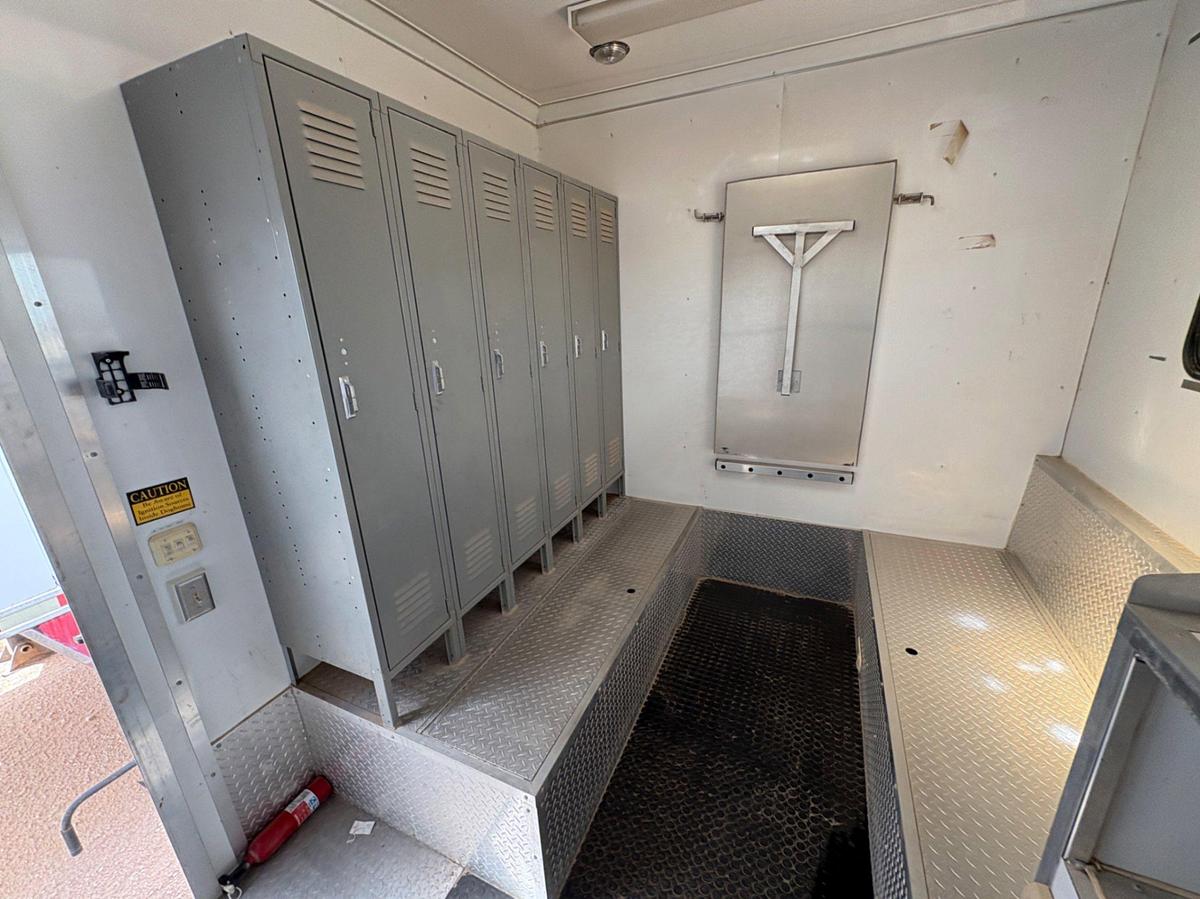 Used 2007 ALUMINUM TRAILER COMPANY 30’ X 100” T/A GOOSENECK DOGHOUSE TRAILER