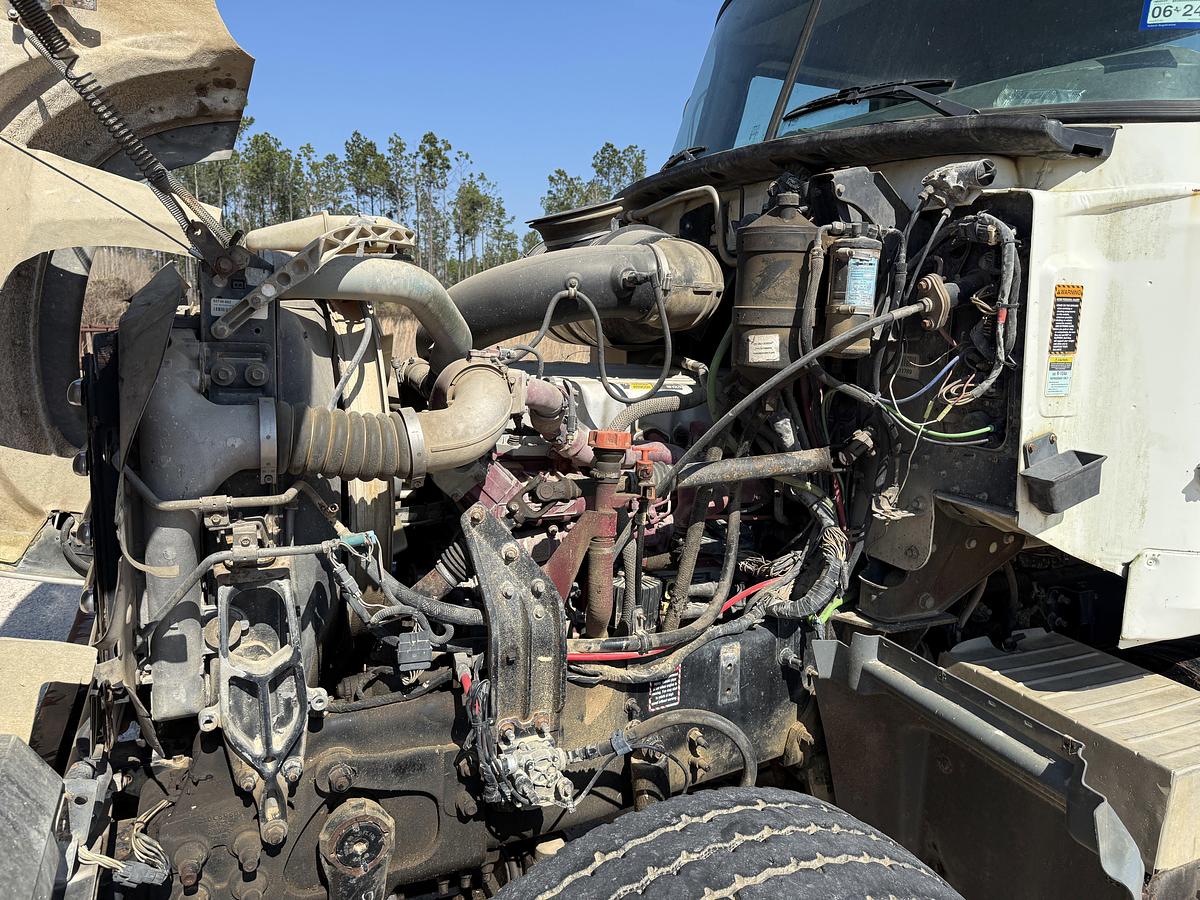 Used 2009 MACK GRANITE GU713 T/A WINCH / VACUUM TRUCK