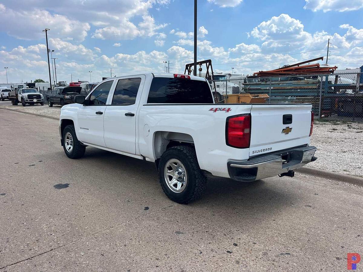 Used 2017 CHEVROLET SILVERADO 4X4 CREW CAB PICKUP