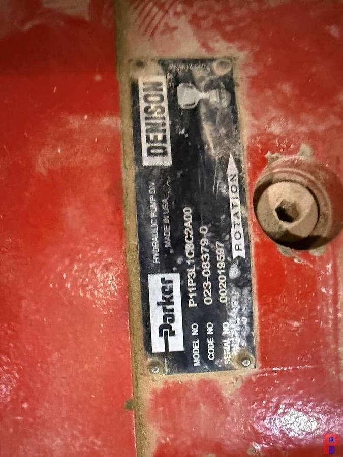 Used PALLET W/ (5) PARKER DENISON HYDRAULIC PUMPS