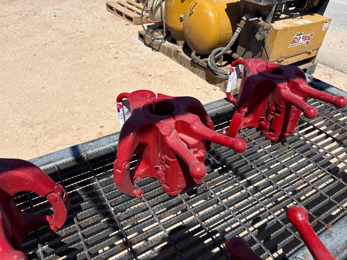 Used Titan tools 2-7/8” 100 ton tubing elevator