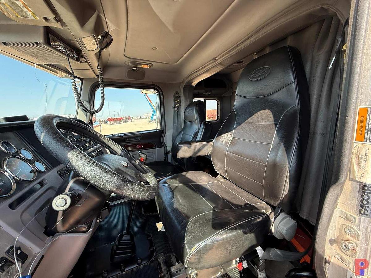 Used 2013 PETERBILT 388 TRI AXLE SLEEPER HAUL TRUCK