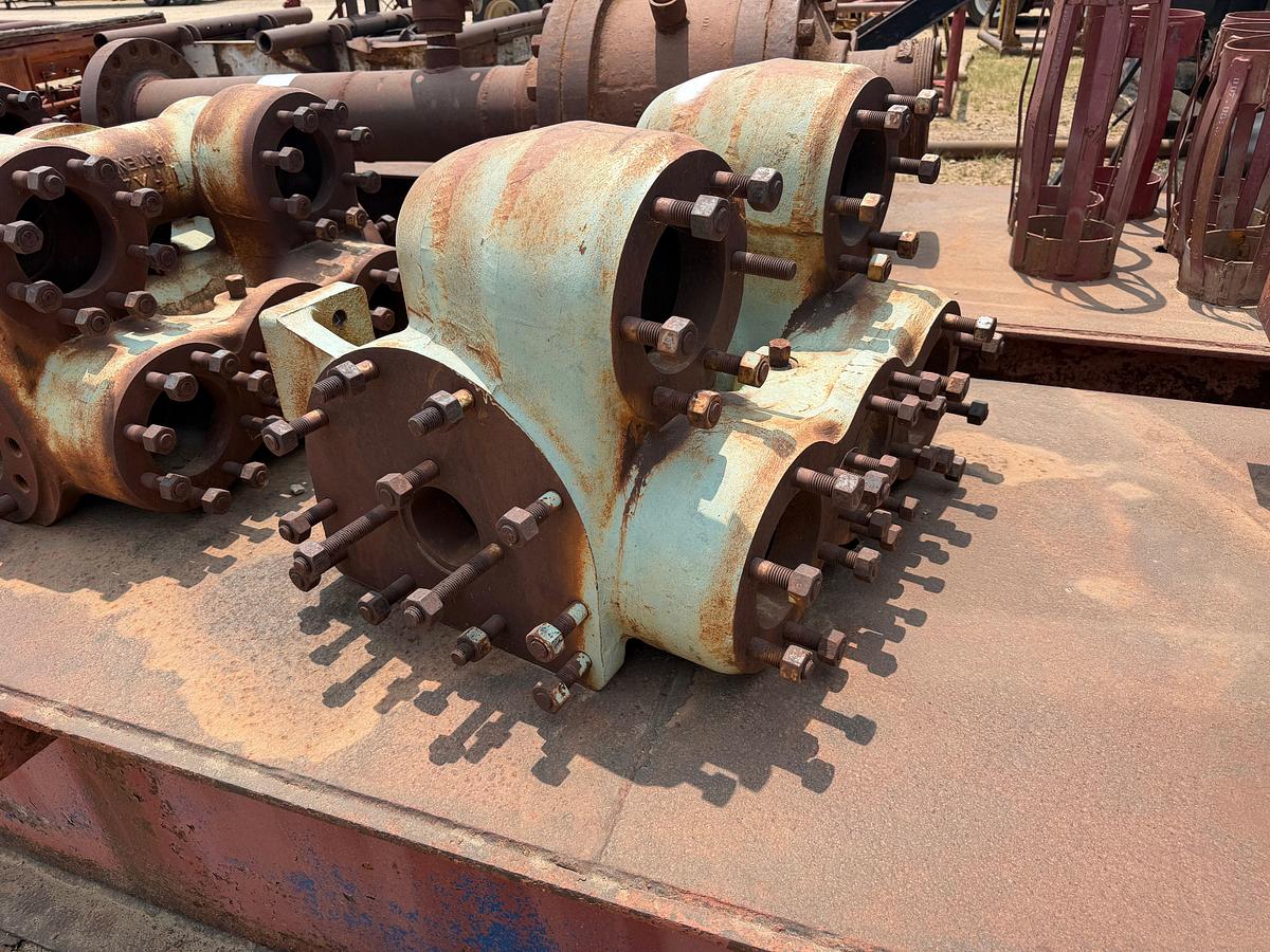 Used (5) Duplex pump fluid ends