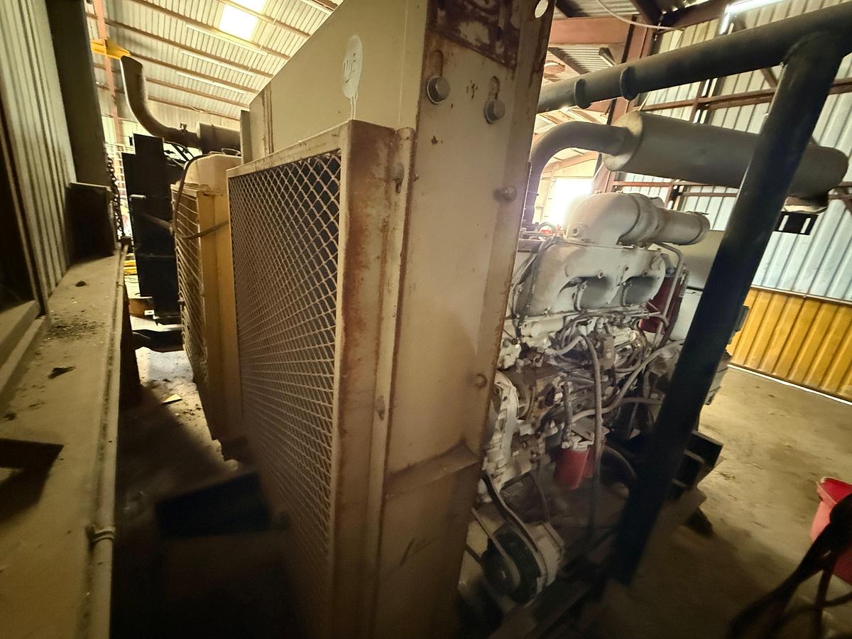 Used 75-KW 3-PHASE NATURAL GAS GENERATOR SET P/B CUMMINS N855G ENGINE