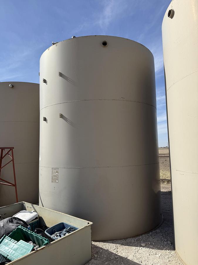 Used 2006 CRALL PRODUCTS 12’ DIA X 15’ H 300 BBL CRUDE OIL STORAGE TANK