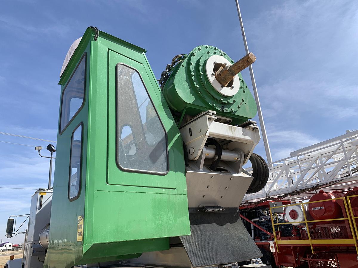 Used SPIRADRILL MHD 80 (REFURBISHED IN 2024) VERTICAL DRILL MTD. ON 2012 KENWORTH T800 TRI AXLE TRUCK