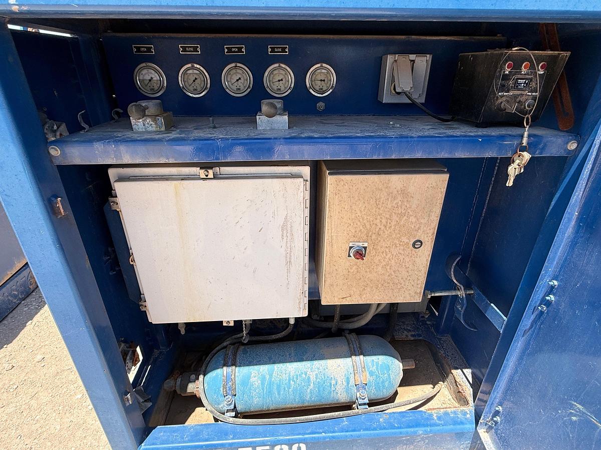 Used SELF CONTAINED 20K WP GREASE INJECTION UNIT COMBO P/B 8.4-KW ISUZU DIESEL GENERATOR