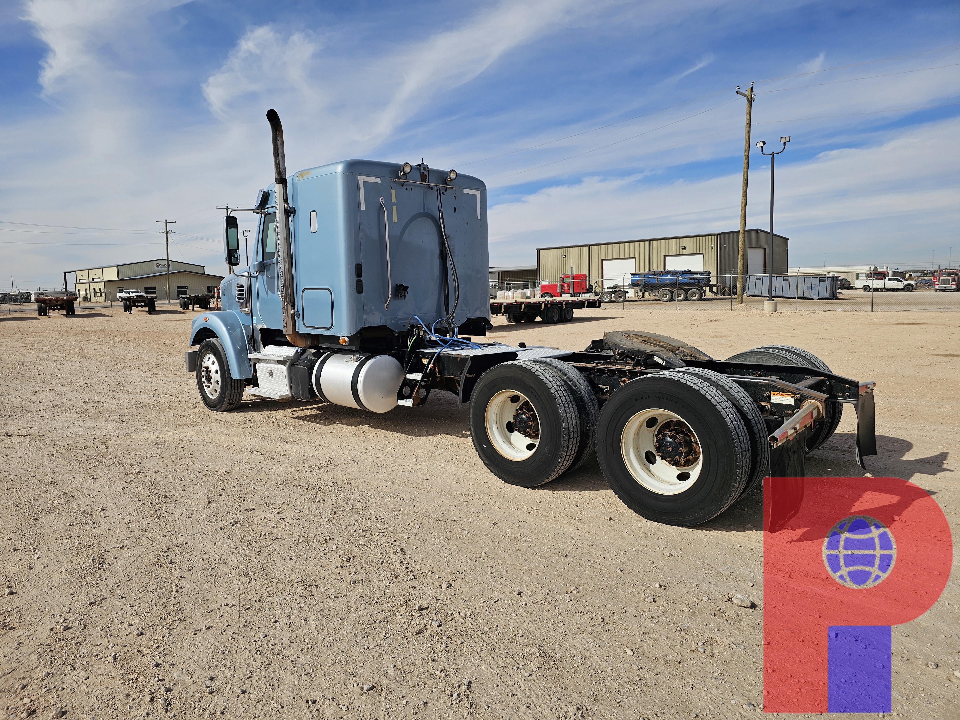 Used 2015 FREIGHTLINER T/A SLEEPER HAUL TRUCK
