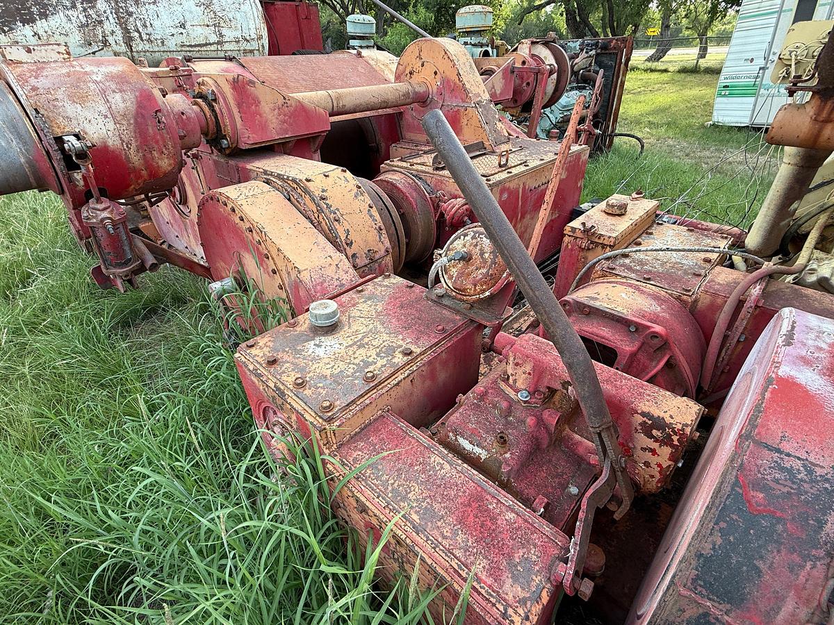 Used WILSON SD DRAWWORKS W/ AIR CLUTCH P/B CUMMINS 903 V8 DIESEL ENGINE