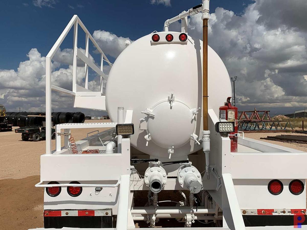 Used 2012 TROXELL 130 BBL T/A VACUUM TRAILER
