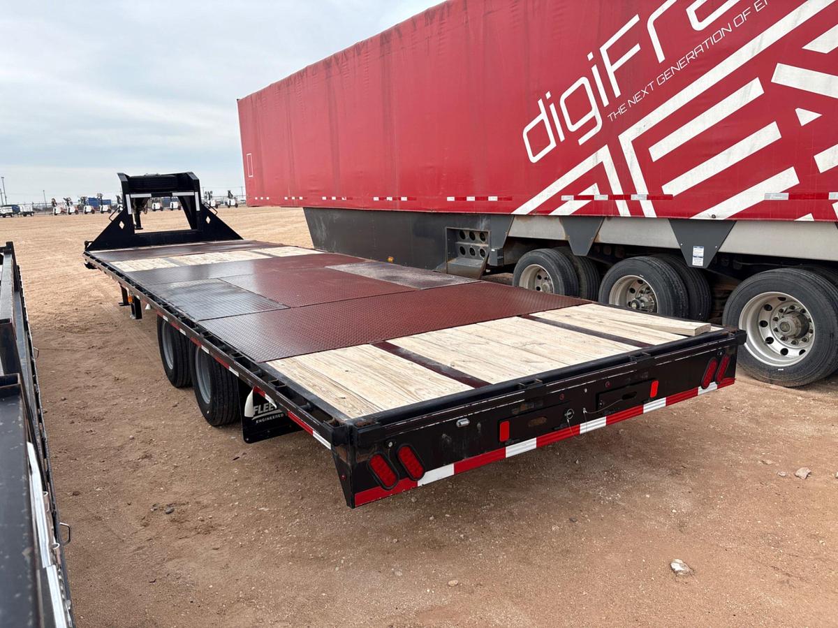 Used 2019 ROADCLIPPER DIAMOND C 30’ X 102” T/A GOOSENECK TRAILER