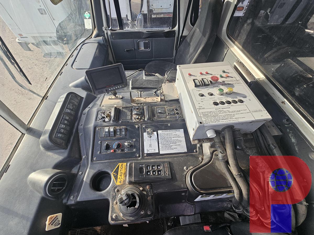 Used 2016 AUTOCAR XPEDITOR T/A 29YD CABOVER TRASH TRUCK