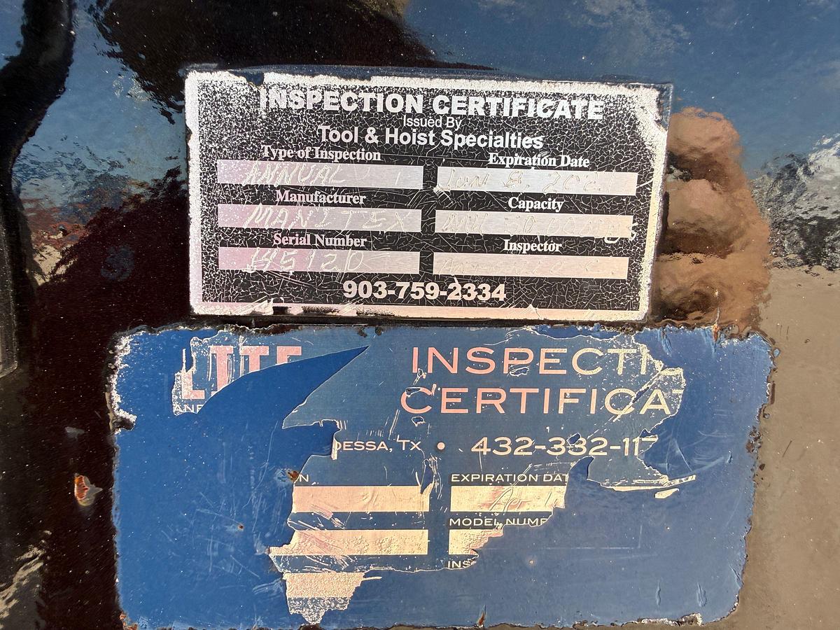Used 2007 STERLING LT7500 SERIES T/A DAYCAB 30-TON CRANE TRUCK
