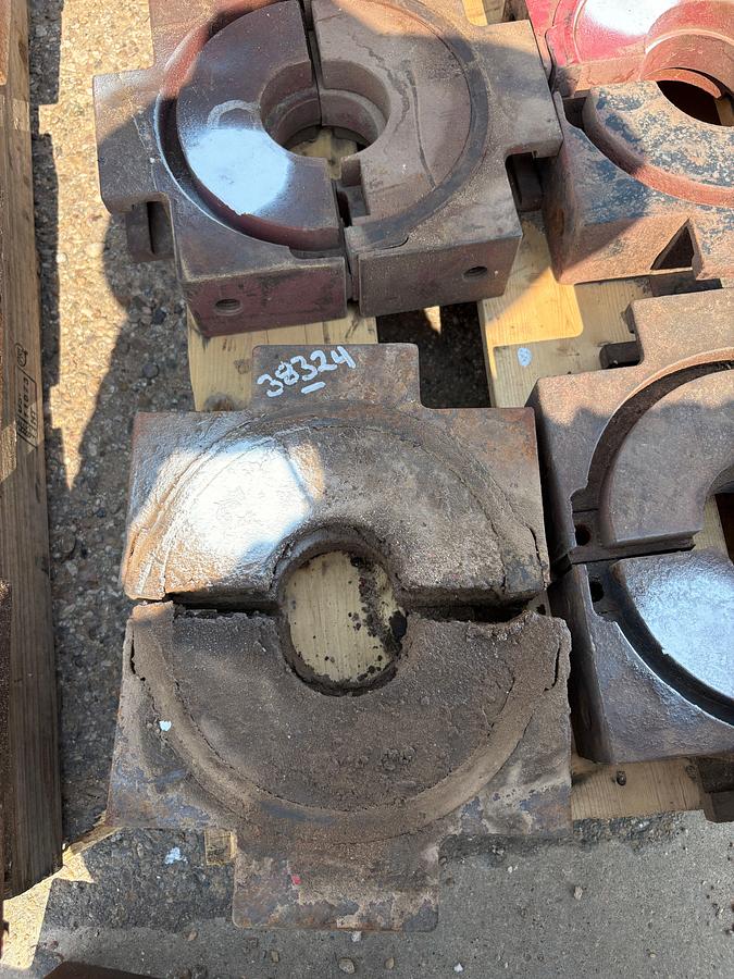 Used Set of (2) 9-1/2”W x 2-7/8” bop pipe rams