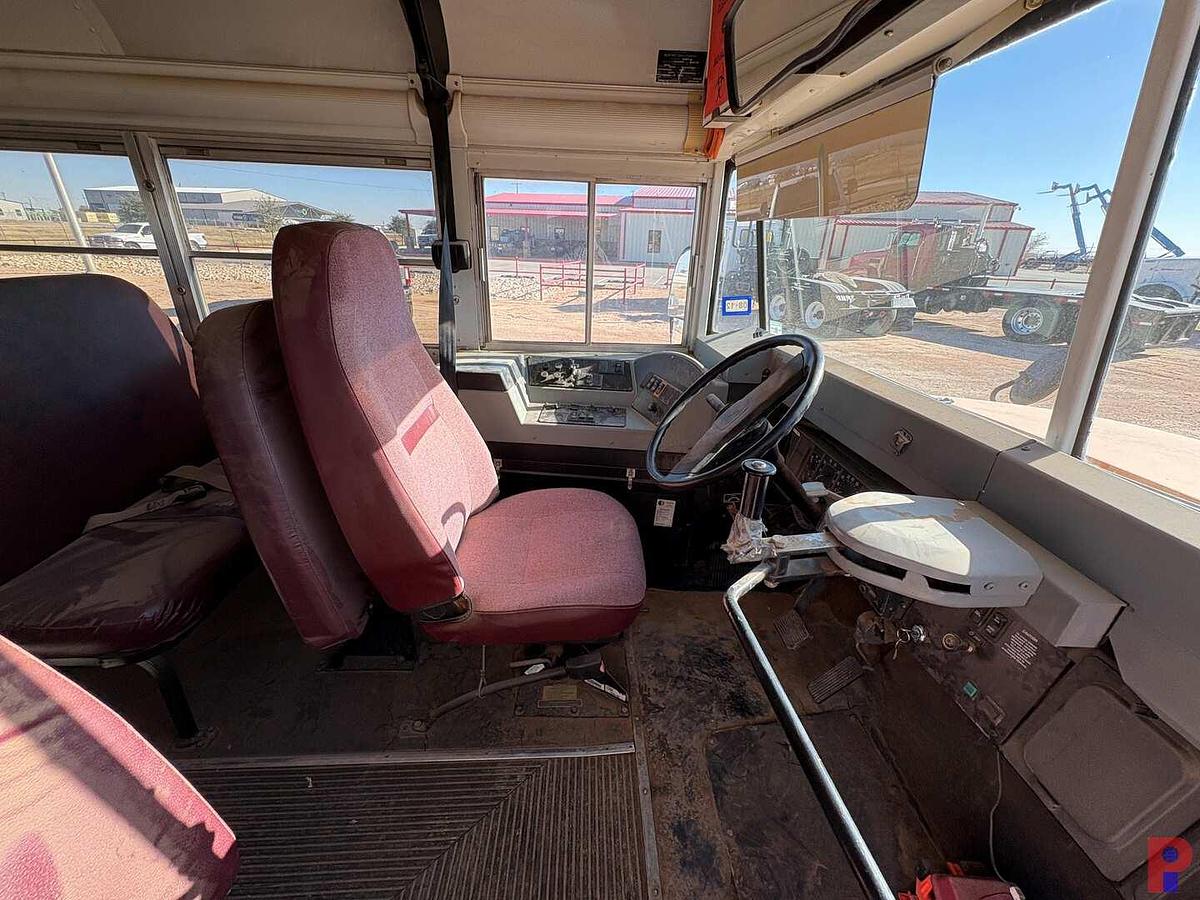 Used 2003 INTERNATIONAL 3800