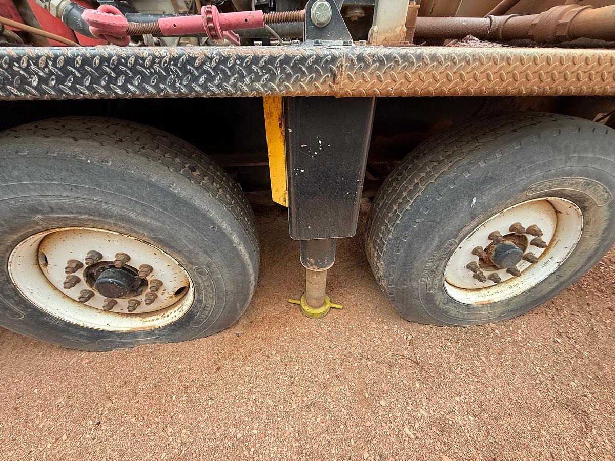 Used 2006 TAYLOR C500 DD 104’-250K 5-AXLE WELL SERVICE WORKOVER RIG