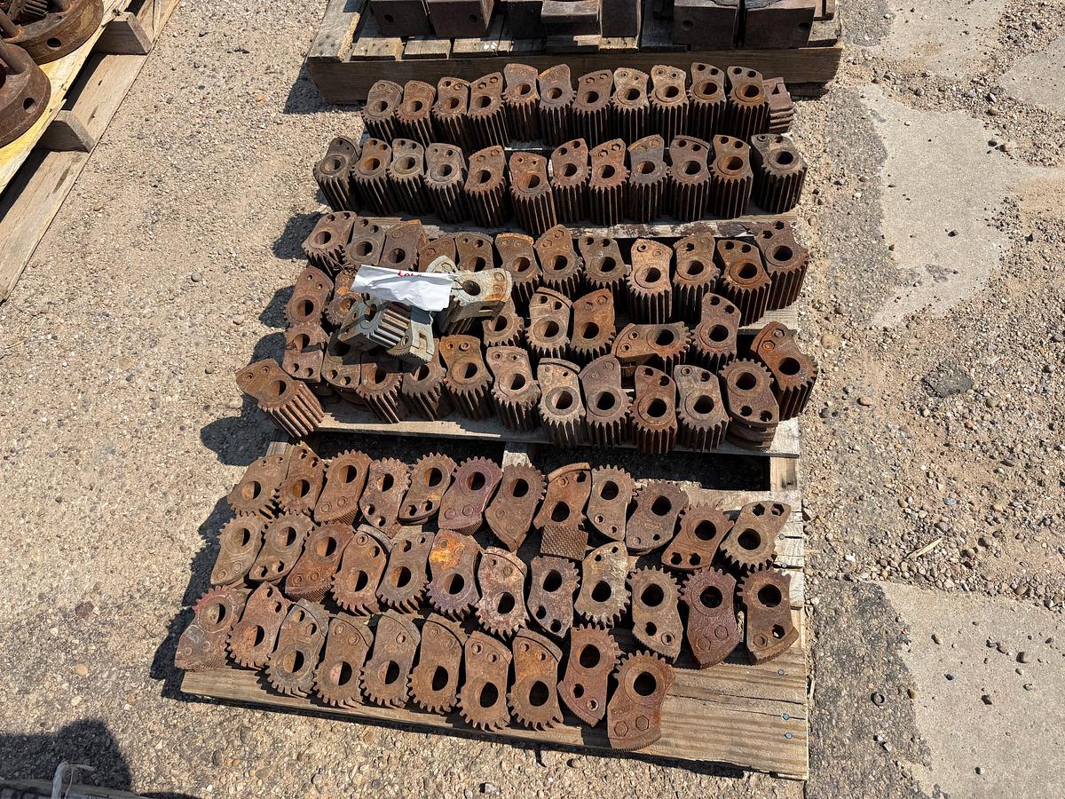 Used PALLET W/ (80+) VARIOUS TONG HEADS w/ DIES / INSERTS