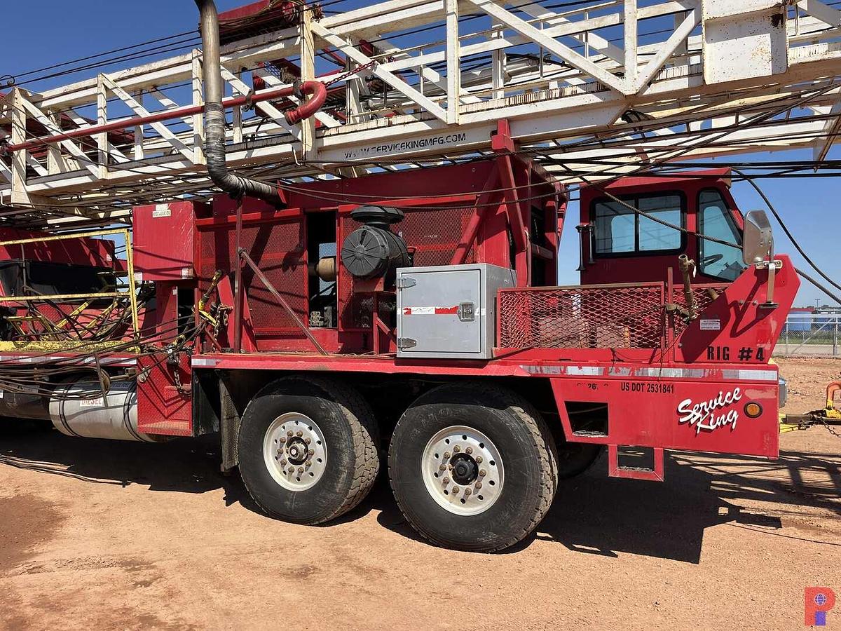 Used 2014 SERVICE KING 575 DD 104’-250K 5-AXLE WELL SERVICE WORKOVER RIG