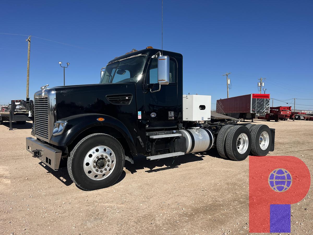 Used 2019 FREIGHTLINER CORONADO 122 SD T/A DAYCAB HAUL TRUCK *CNG Dual Fuel*