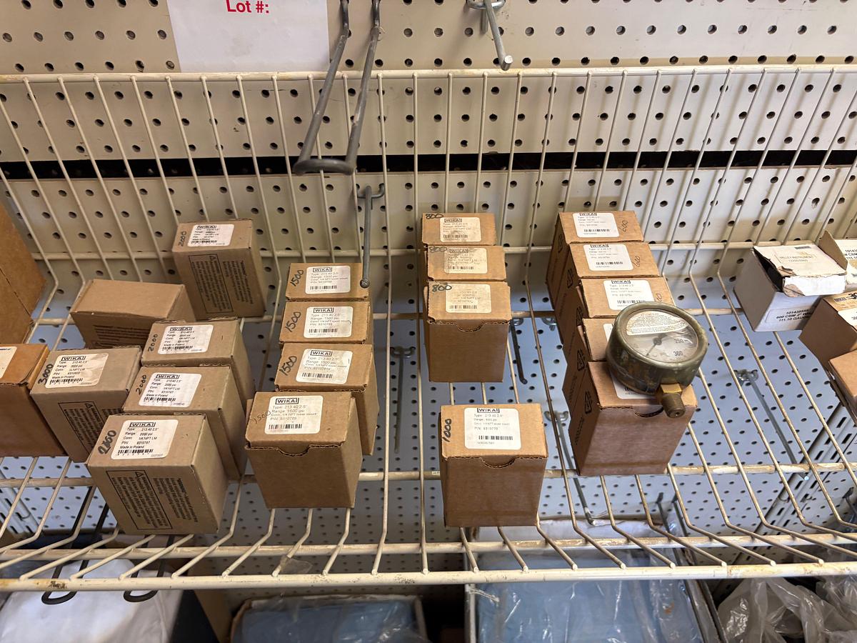 Used Lot of (40) assorted Wika liquid filled pressure gauges
