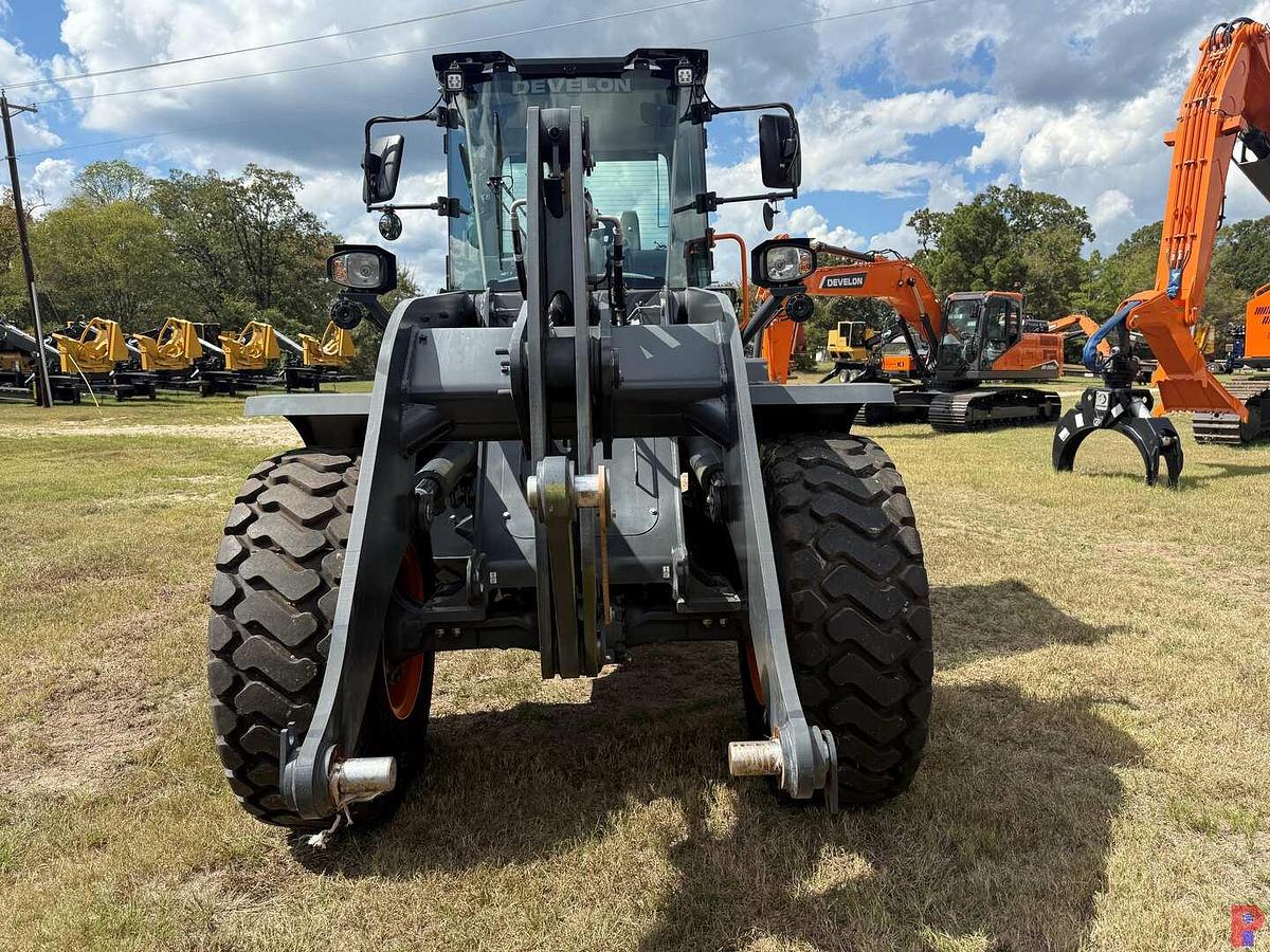 Used (NEW) 2024 DEVELON DL220-7 WHEEL LOADER **3 YEAR 5000 HOUR FULL WARRANTY**