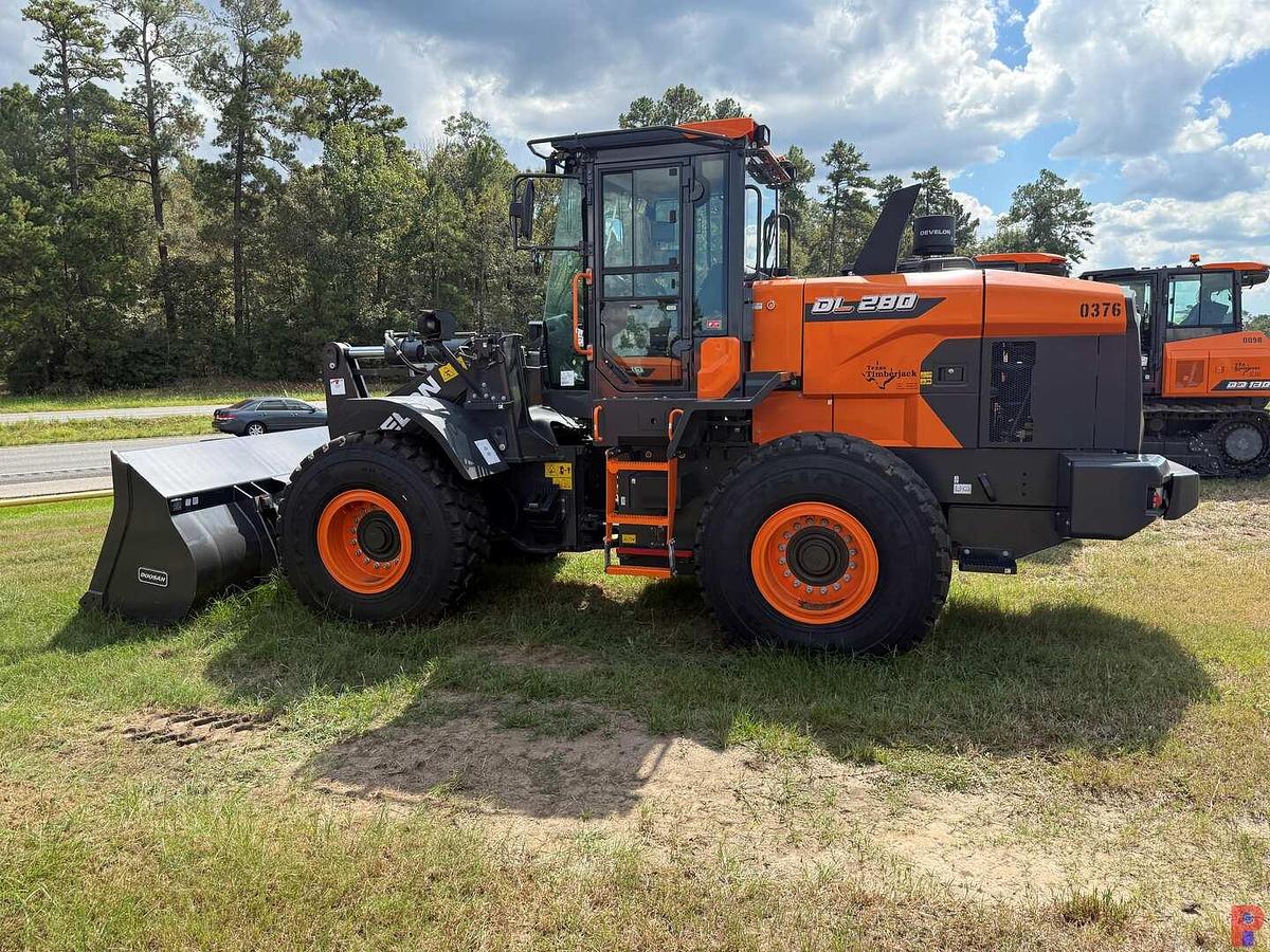 Used (NEW) 2024 DEVELON DL280-7 WHEEL LOADER **3 YEAR 5000 HOUR FULL WARRANTY**
