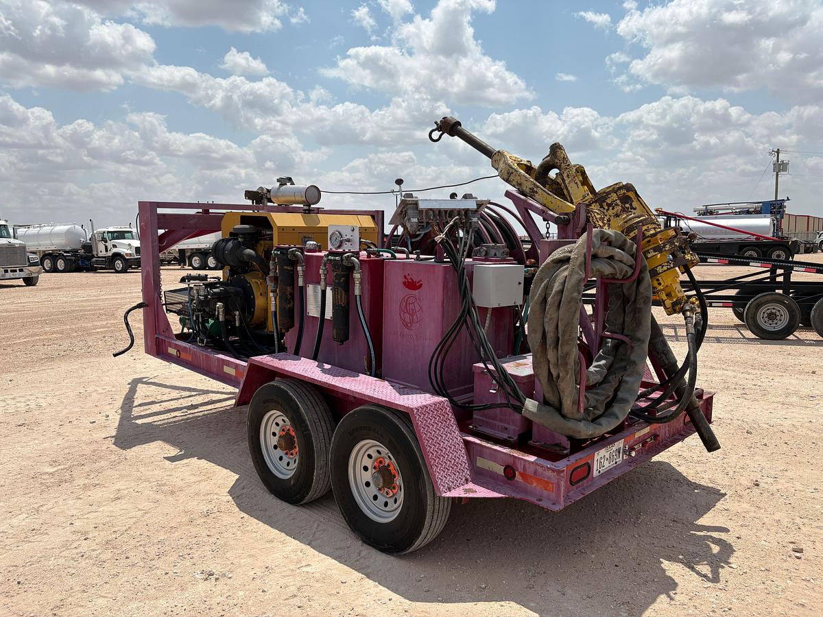 Used LOGAN PS85 85-TON POWER SWIVEL UNIT MTD ON T/A GOOSENECK TRAILER
