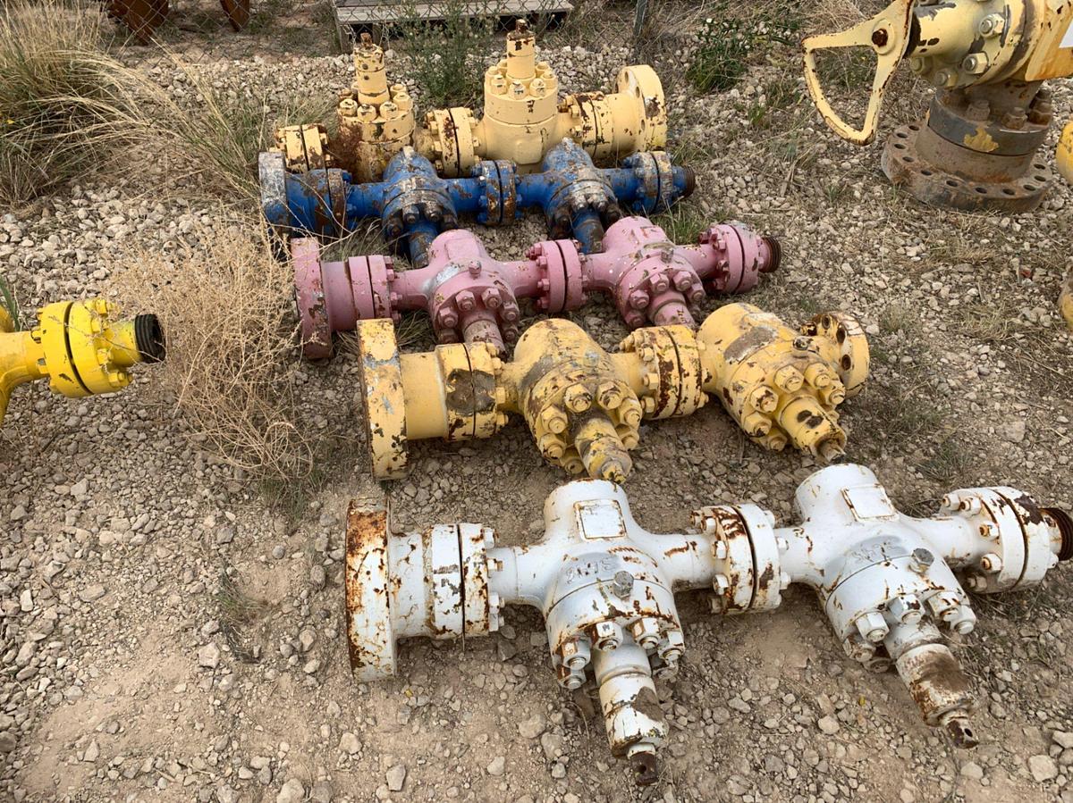 Used (16) 2-1/2 to 3” 5k Manual Gate Valves