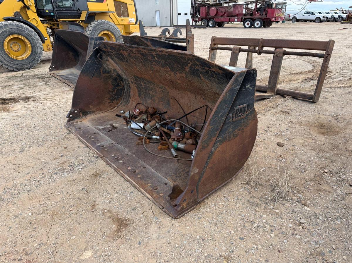 Used CAT Quick Attach Bucket & Forks F/ Wheel Loader
