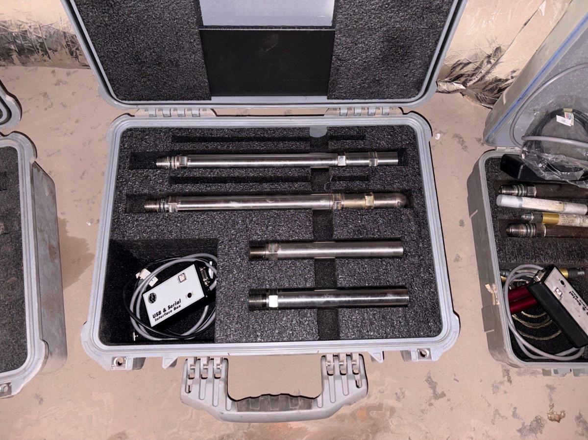 Used (3) cases of PPS smartview digital pressure gauges