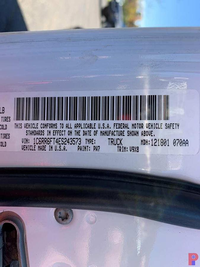 Used 2014 RAM 1500 HEMI 5.7L LB CREW CAB PICKUP