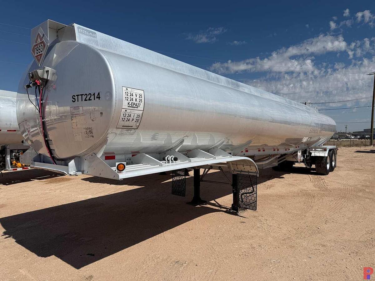 Used 2014 POLAR TANK 9,400 GAL. FUEL TANK TRAILER