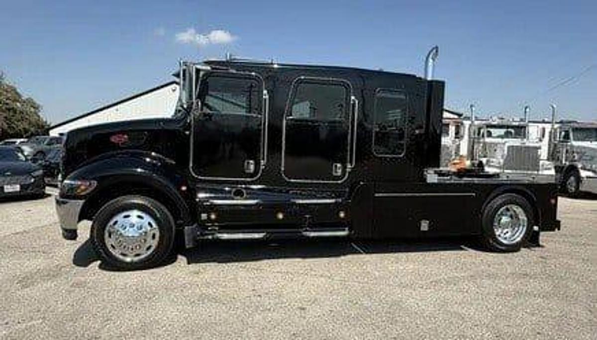 Used 2007 PETERBILT 335 S/A SCHWALBE TOTER TRUCK