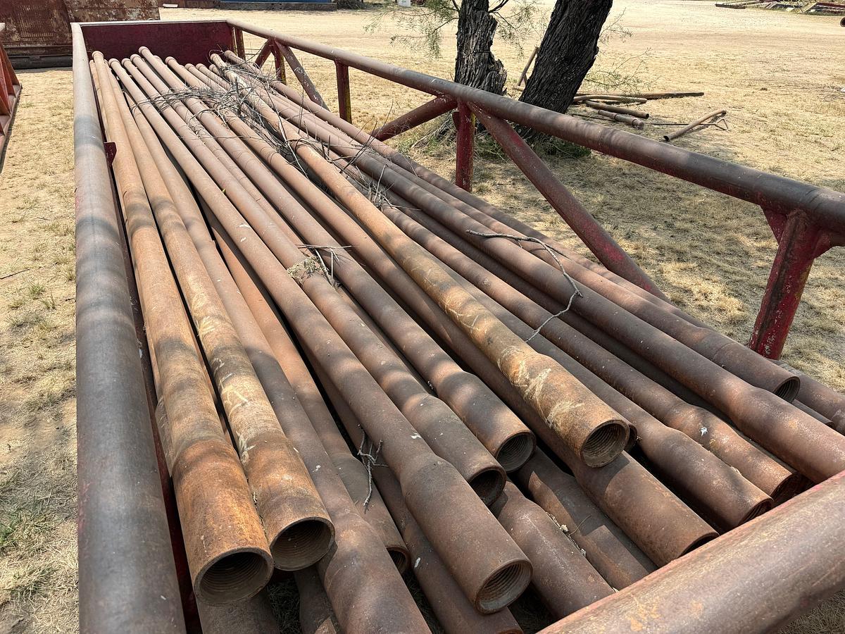 Used 40’L x 8’W x 3’H SKIDDED PIPE TUB W/ DRILL PIPE