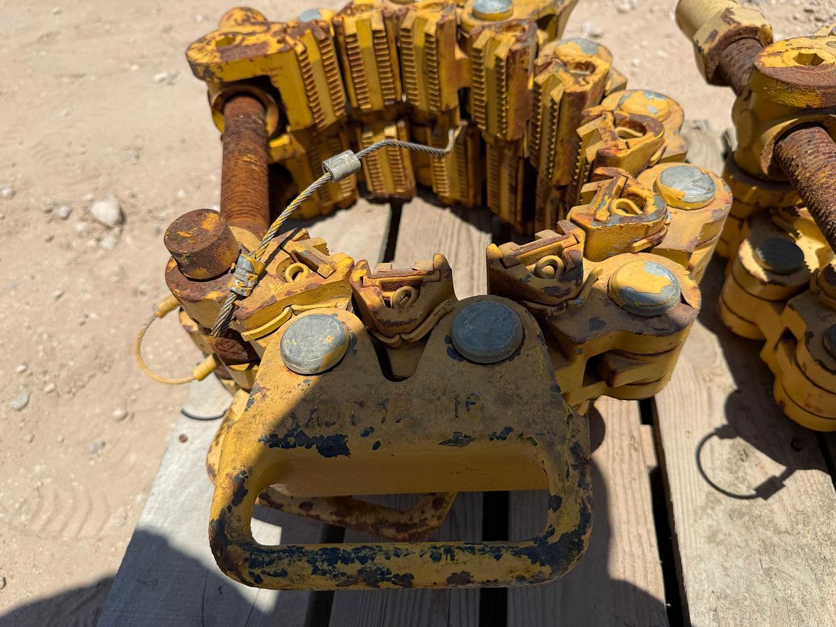 Used (2 x $) AOT TYPE C 10-LINK SAFETY CLAMP