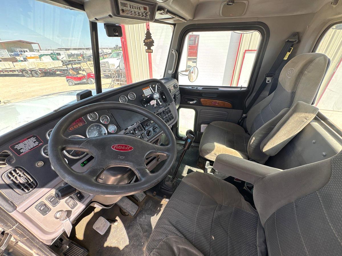 Used 2011 PETERBILT 367 T/A DAYCAB 50-TON CRANE TRUCK