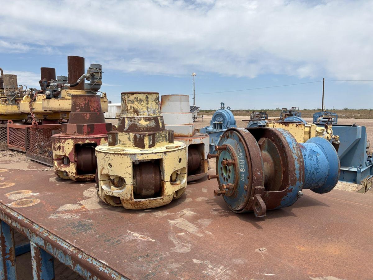 Used (3) Kelley bushings & (1) cat head winch