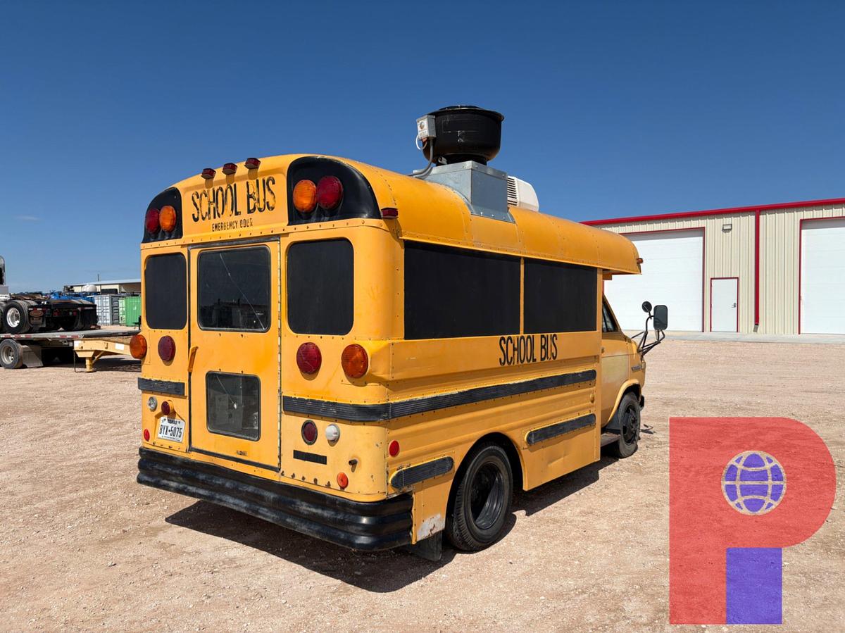 Used 1983 GMC 3500 VANDURA SHORTBUS/FOOD TRUCK CONVERSION