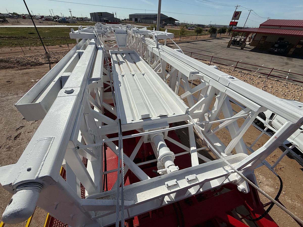 Used 2012 RIG WORKS MUSTANG 550 DD 104’-275K 5-AXLE WELL SERVICE RIG
