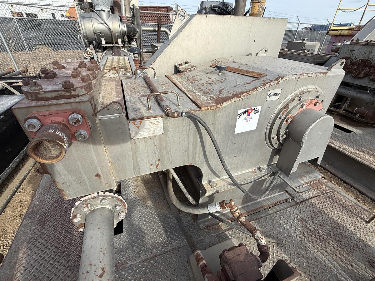 Used TULSA TT250 3K WP TRIPLEX WELL SERVICE PUMP SKIDDED P/B CATERPILLAR C9