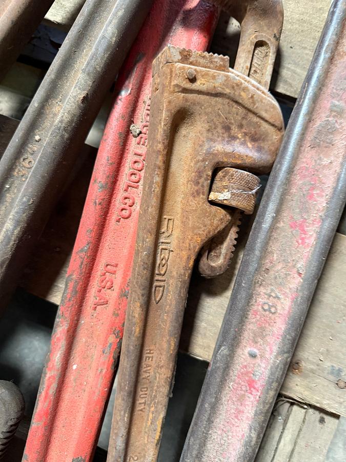 Used PALLET W/ (15) 18” THRU 48” RIGID PIPE WRENCHES