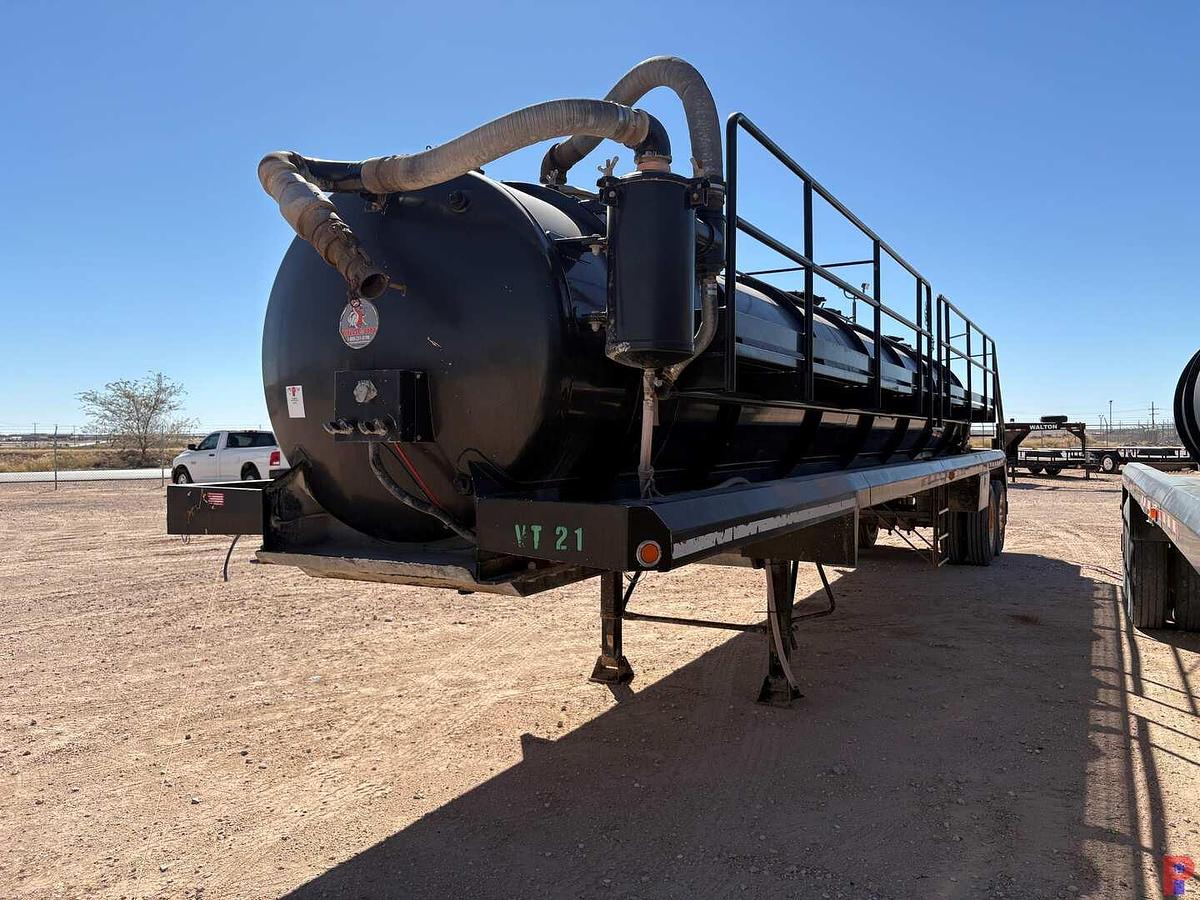 Used 2019 DRAGON 130BBL T/A VACUUM TRAILER