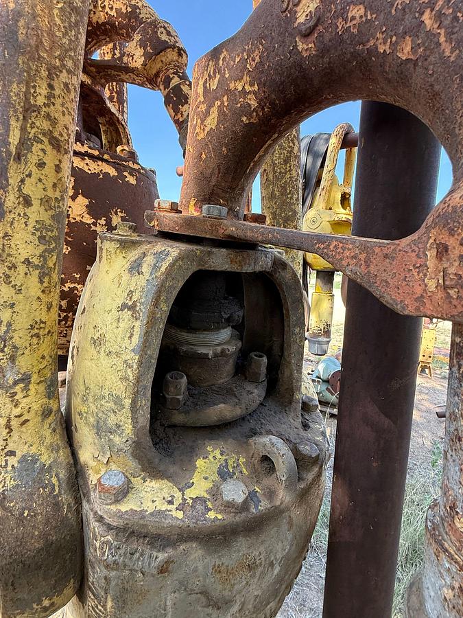 Used OILWELL 100-C 100-TON ROTARY DRILLING SWIVEL