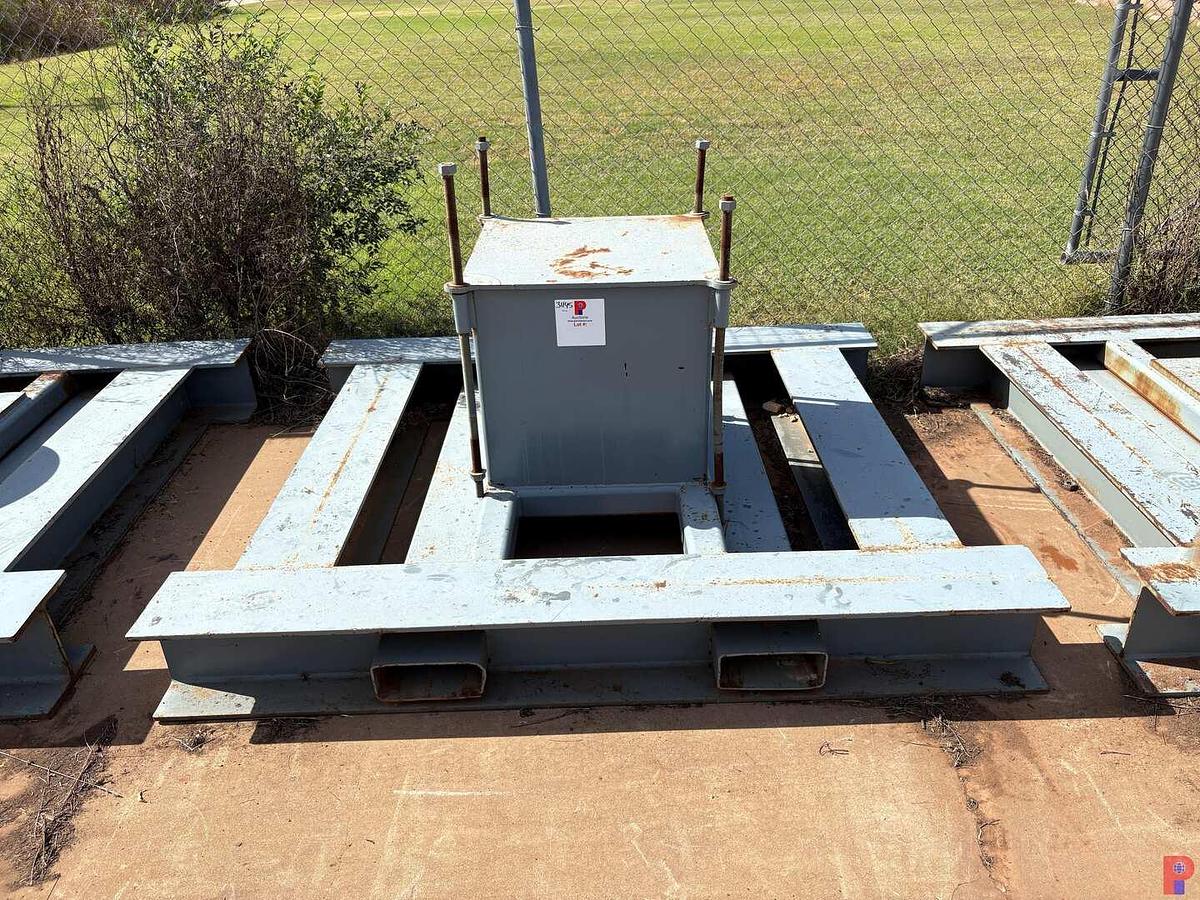 Used 7’ X 6’ FRAC TREE TRANSPORT SKID W/ FORKLIFT POCKETS