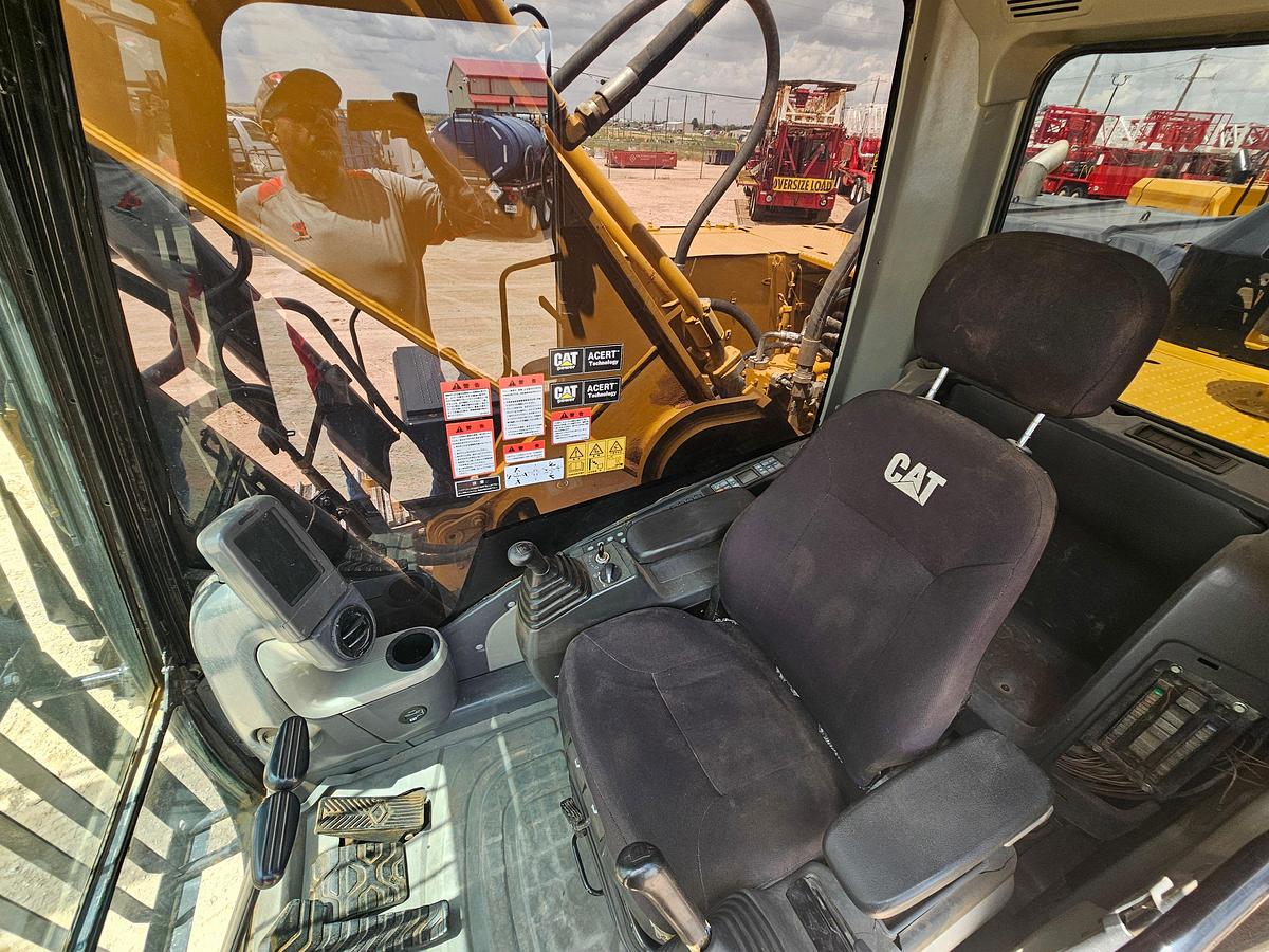 Used 2022 CATERPILLAR  336D2 CRAWLER EXCAVATOR