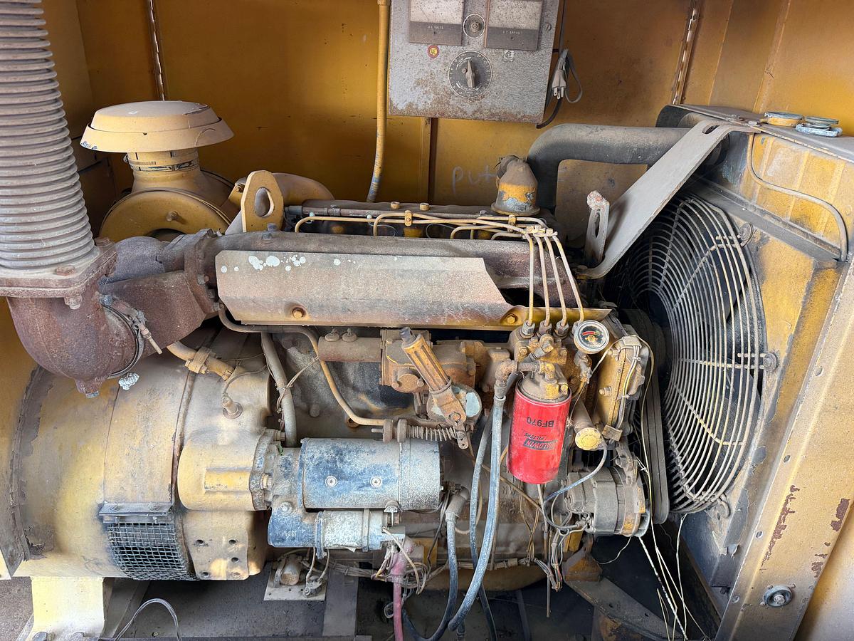 Used CATERPILLAR 105-KW 3-PHASE GENERATOR SET P/B CAT 3304T DIESEL ENGINE