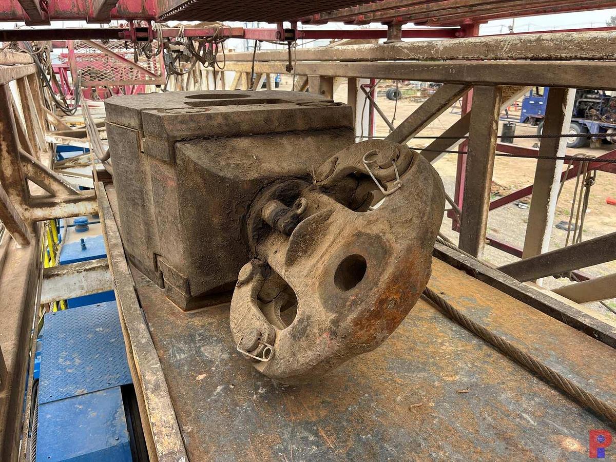 Used 2013 EAGLE 600 DD 104’-300K 5-AXLE WELL SERVICE WORKOVER RIG