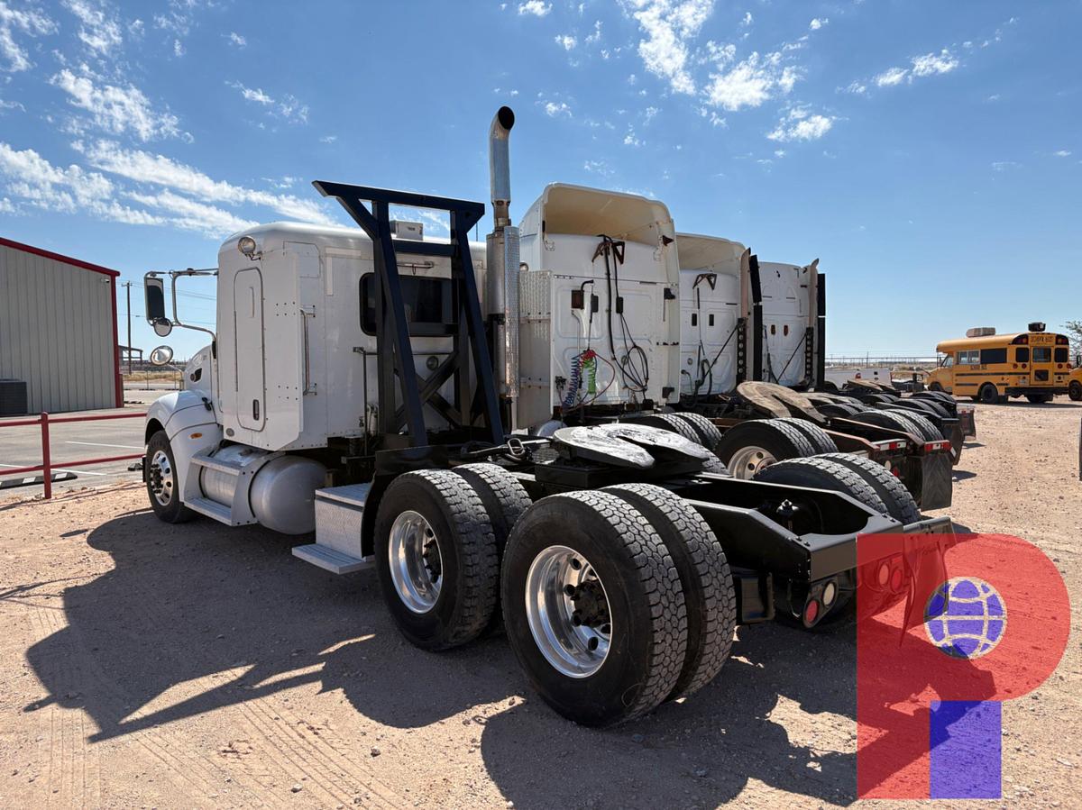 Used 2008 PETERBILT 386 T/A SLEEPER HAUL TRUCK