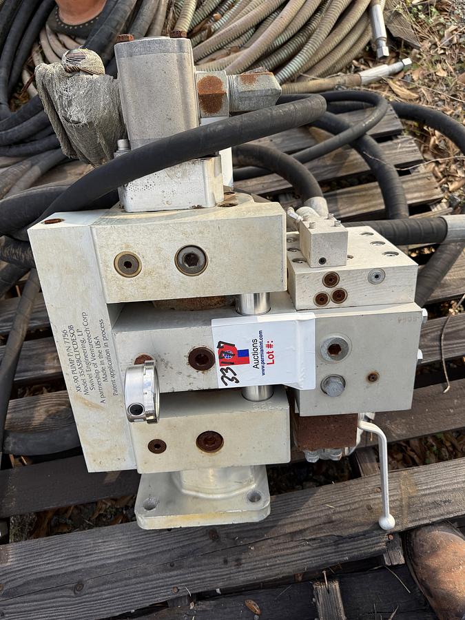 Used VENTURETECH XK-90 HYDRAULIC PUMP & MANIFOLD F/ POWER SWIVEL
