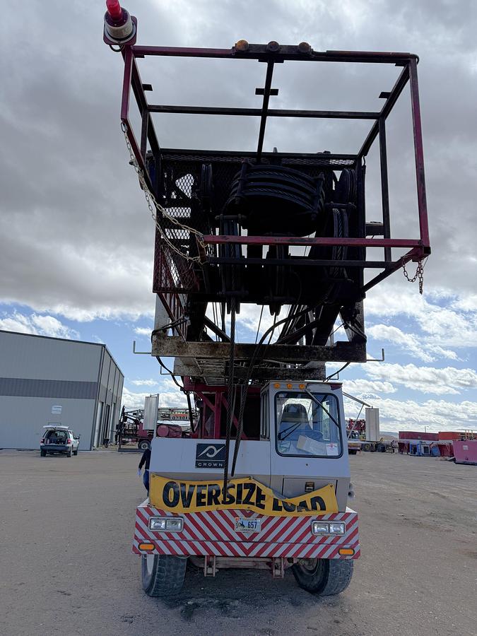 Used 2004 CROWN CE550 DD 104’-250K 5-AXLE WELL SEEVICE WORKOVER RIG